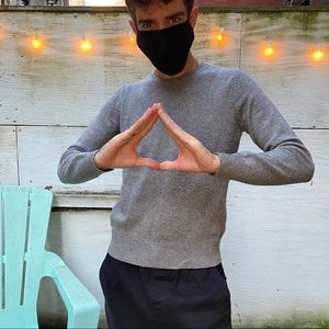 MUJI Men’s Light Gray Crewneck Knit Sweater